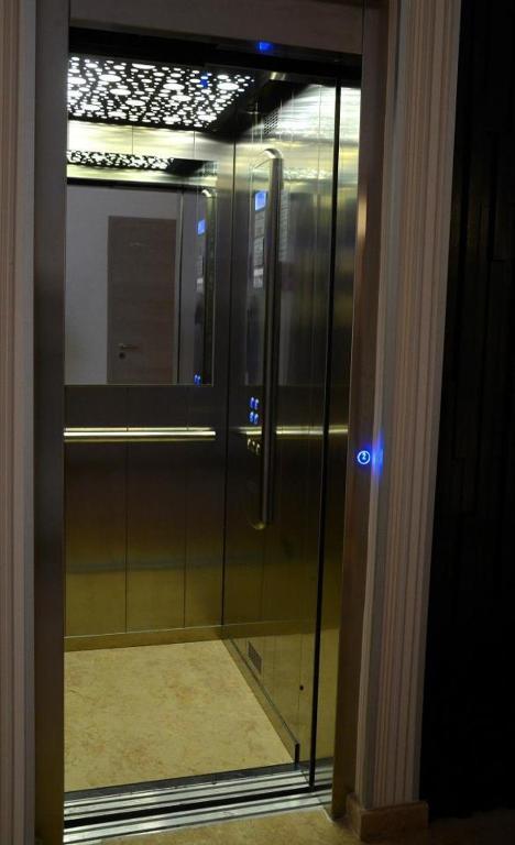 Zenti Plaza Hotel Drobeta Turnu Severin Exterior foto